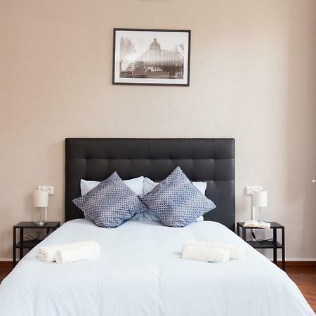 Key Barcelona Housing Apartman Kültér fotó