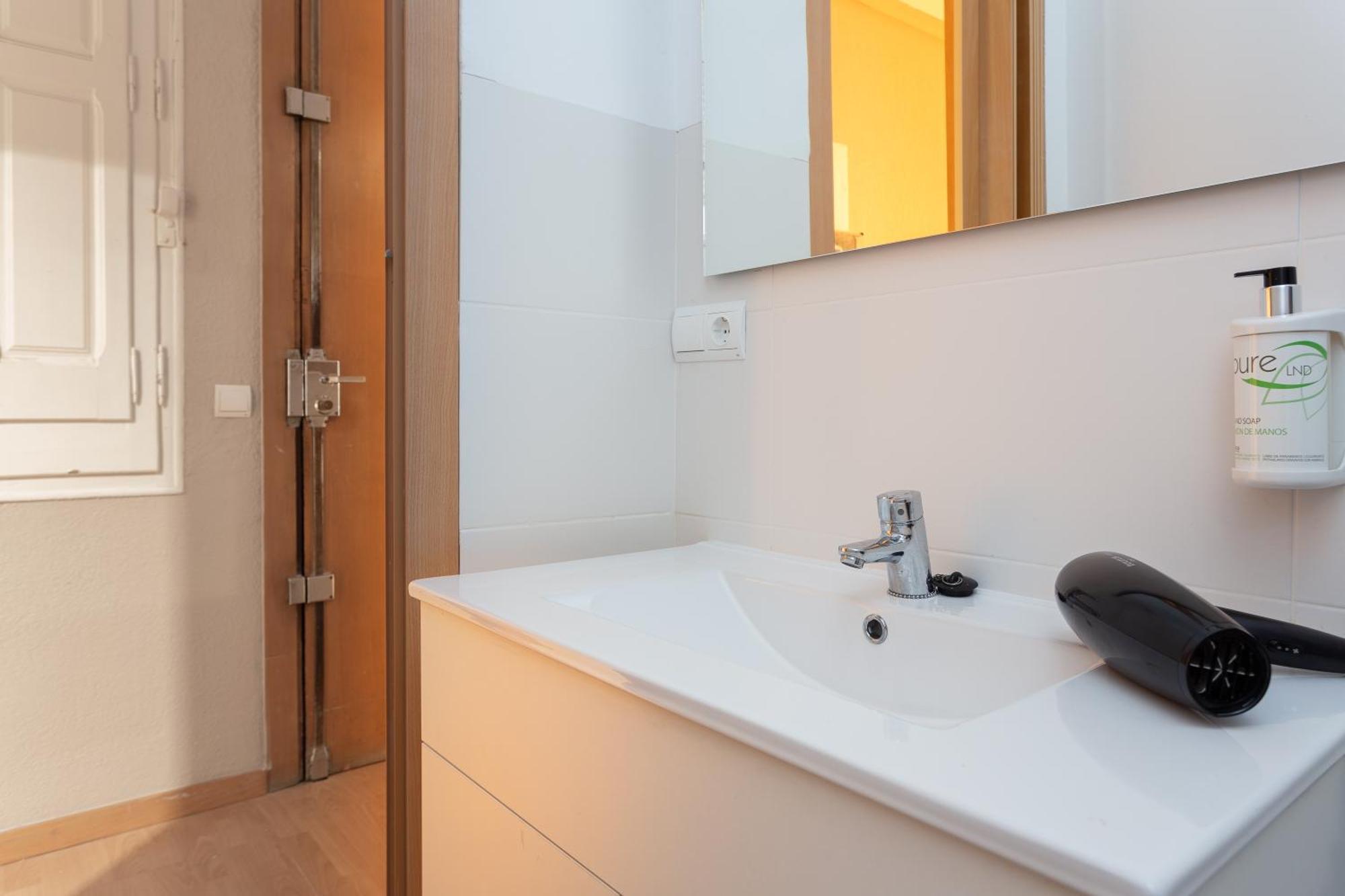 Key Barcelona Housing Apartman Szoba fotó